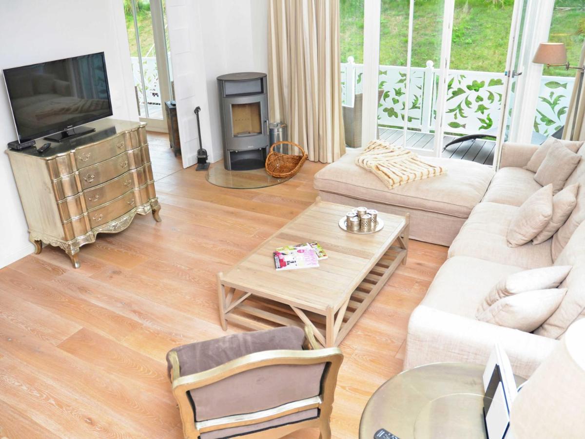 Villa "Johanna" Sellin - Wg13 Mit Kamin Und Zwei Balkonen Buitenkant foto