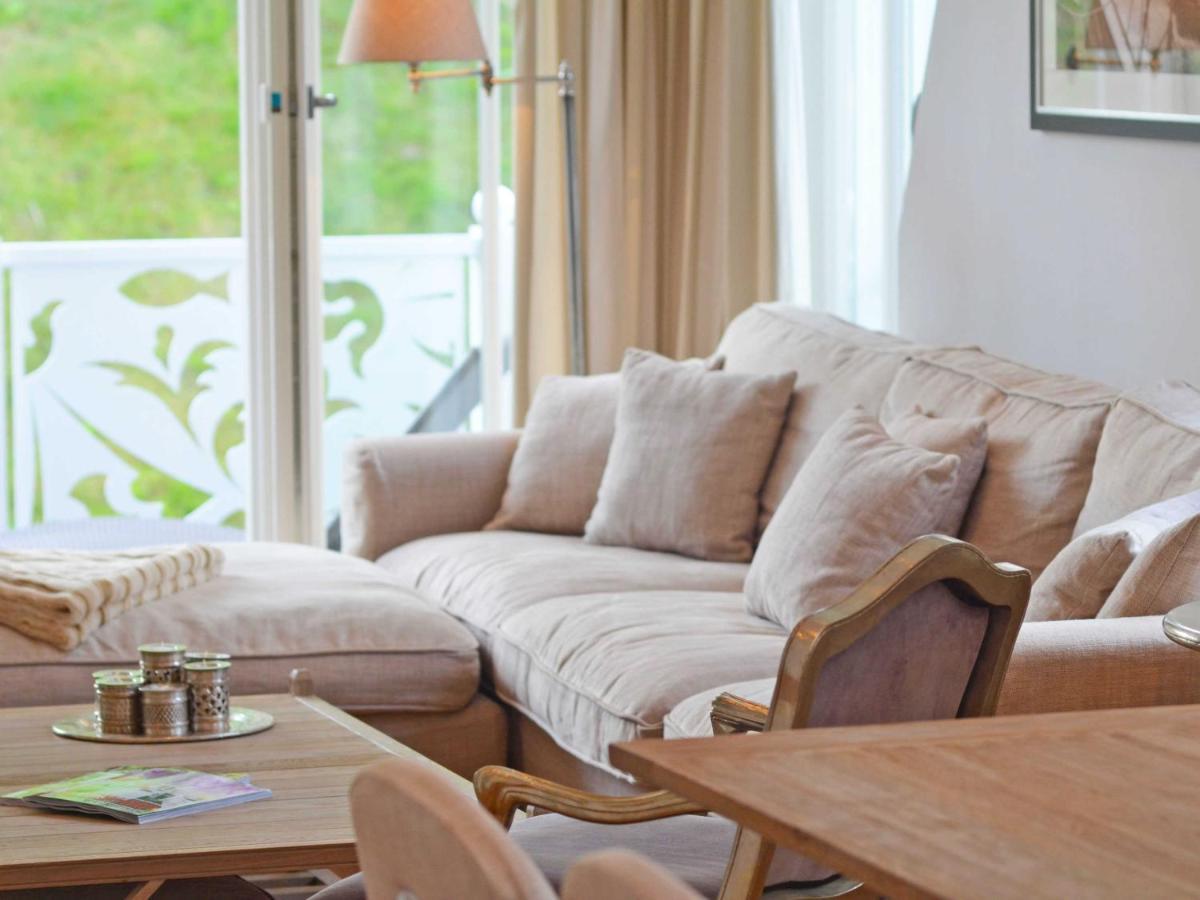 Villa "Johanna" Sellin - Wg13 Mit Kamin Und Zwei Balkonen Buitenkant foto