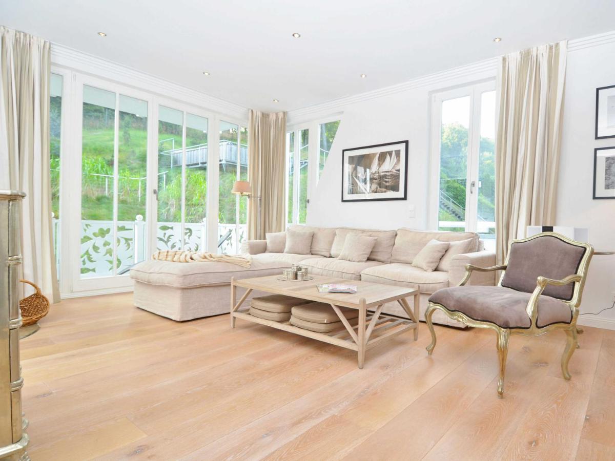 Villa "Johanna" Sellin - Wg13 Mit Kamin Und Zwei Balkonen Buitenkant foto