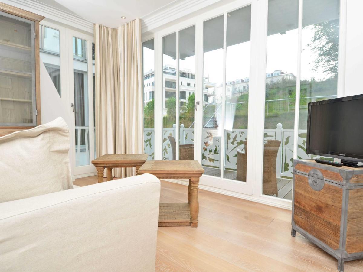 Villa "Johanna" Sellin - Wg13 Mit Kamin Und Zwei Balkonen Buitenkant foto