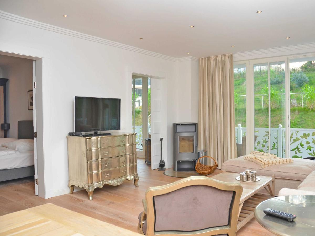 Villa "Johanna" Sellin - Wg13 Mit Kamin Und Zwei Balkonen Buitenkant foto
