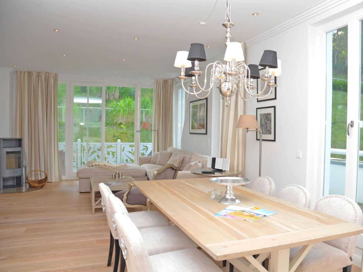 Villa "Johanna" Sellin - Wg13 Mit Kamin Und Zwei Balkonen Buitenkant foto