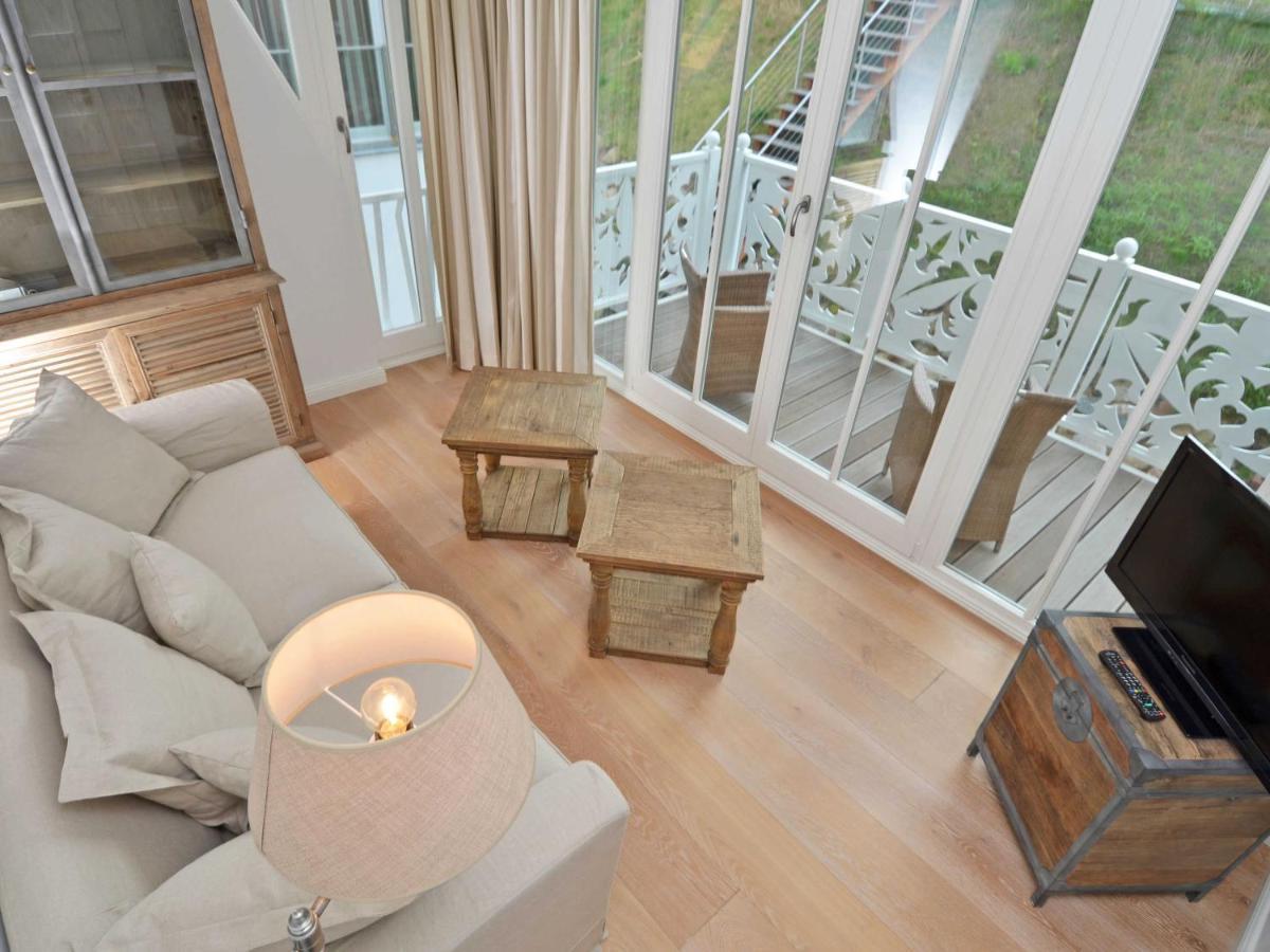 Villa "Johanna" Sellin - Wg13 Mit Kamin Und Zwei Balkonen Buitenkant foto