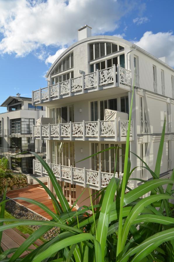 Villa "Johanna" Sellin - Wg13 Mit Kamin Und Zwei Balkonen Buitenkant foto