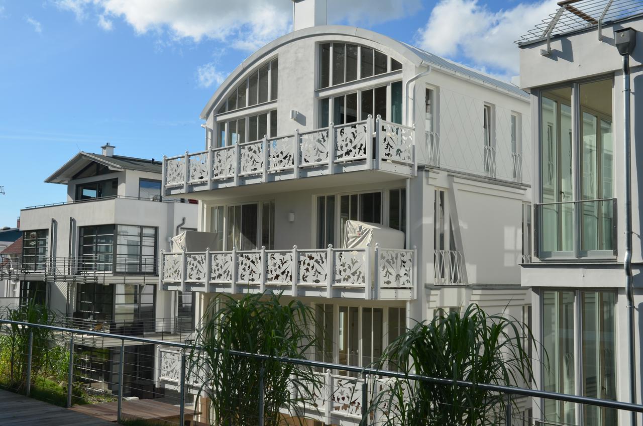 Villa "Johanna" Sellin - Wg13 Mit Kamin Und Zwei Balkonen Buitenkant foto